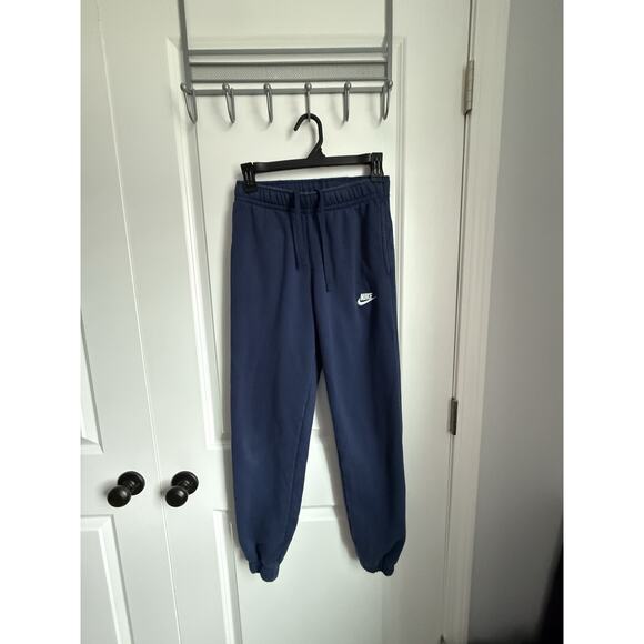 Nike Sportswear Club Fleece Jogger Men’s XS Blue Tapered Sweatpants Workout Gym - Picture 1 of 7